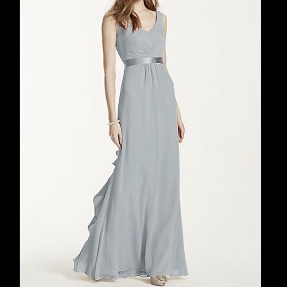 David's Bridal Dresses & Skirts - David’s Bridal Mercury Crepe Dress W/ruffle sz:4